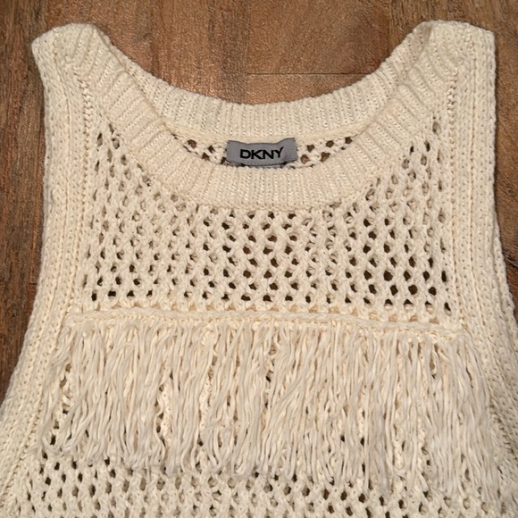 DKNY Crochet Fringe Sleeveless Festival Boho Sweater • Size Small - Picture 2 of 15